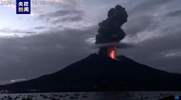 日本火山喷发最新动态，影响及应对策略