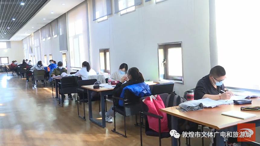 崇文区图书馆最新动态报道